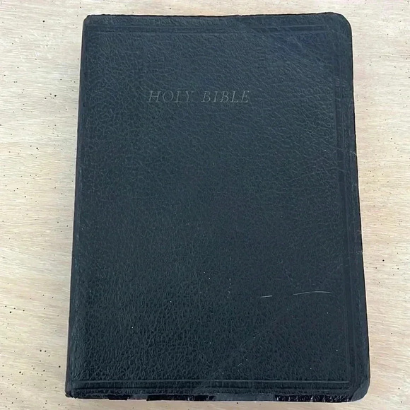 vintage 1950s Holy Bible Self-Pronouncing King James Version USA - Picture 1 of 17